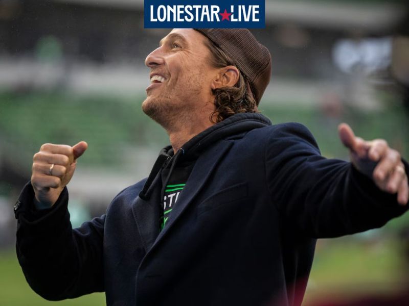 Photo for: Matthew McConaughey gets in the Olympic spirit, shows off gold medals